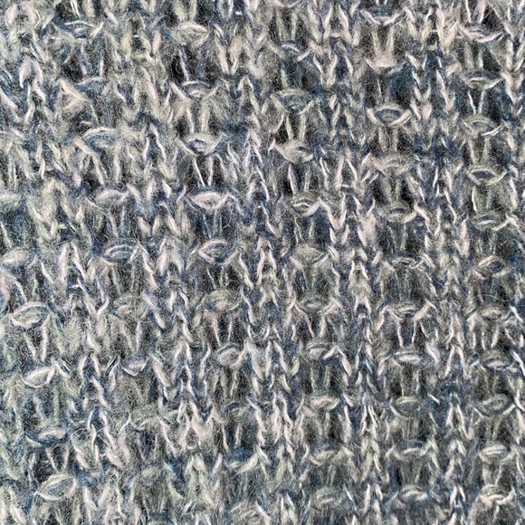 Anthropologie Field Flower soft blue green fluffy chunky crew neck sweater Sz S - Picture 10 of 13